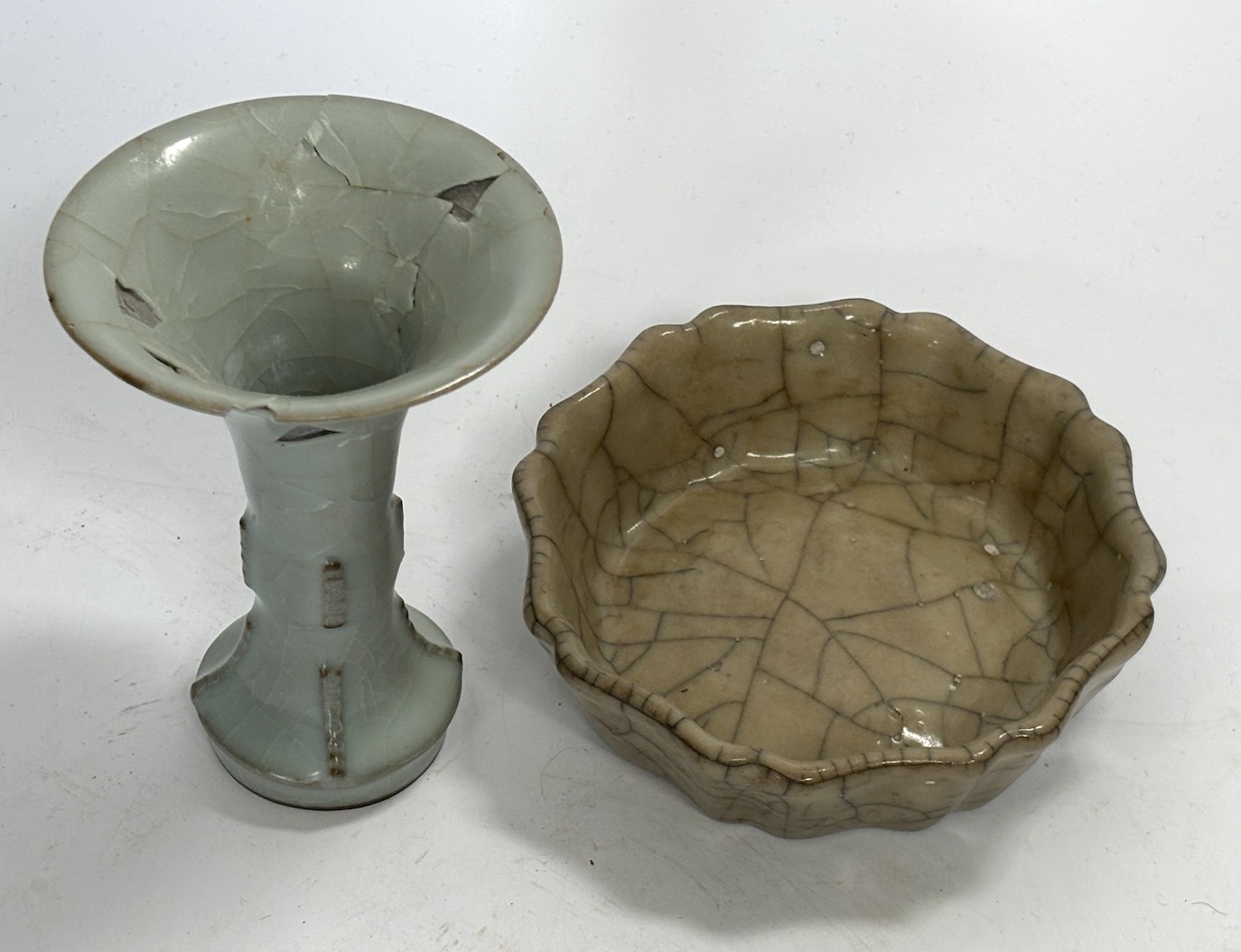 A Chinese crackle glazed dish together with a ge ware archaic style vase, largest 15cm diameter